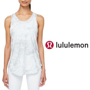 Lululemon Sculpt Tank II Tropical Shadow Starlight Multi - PTP: 18"